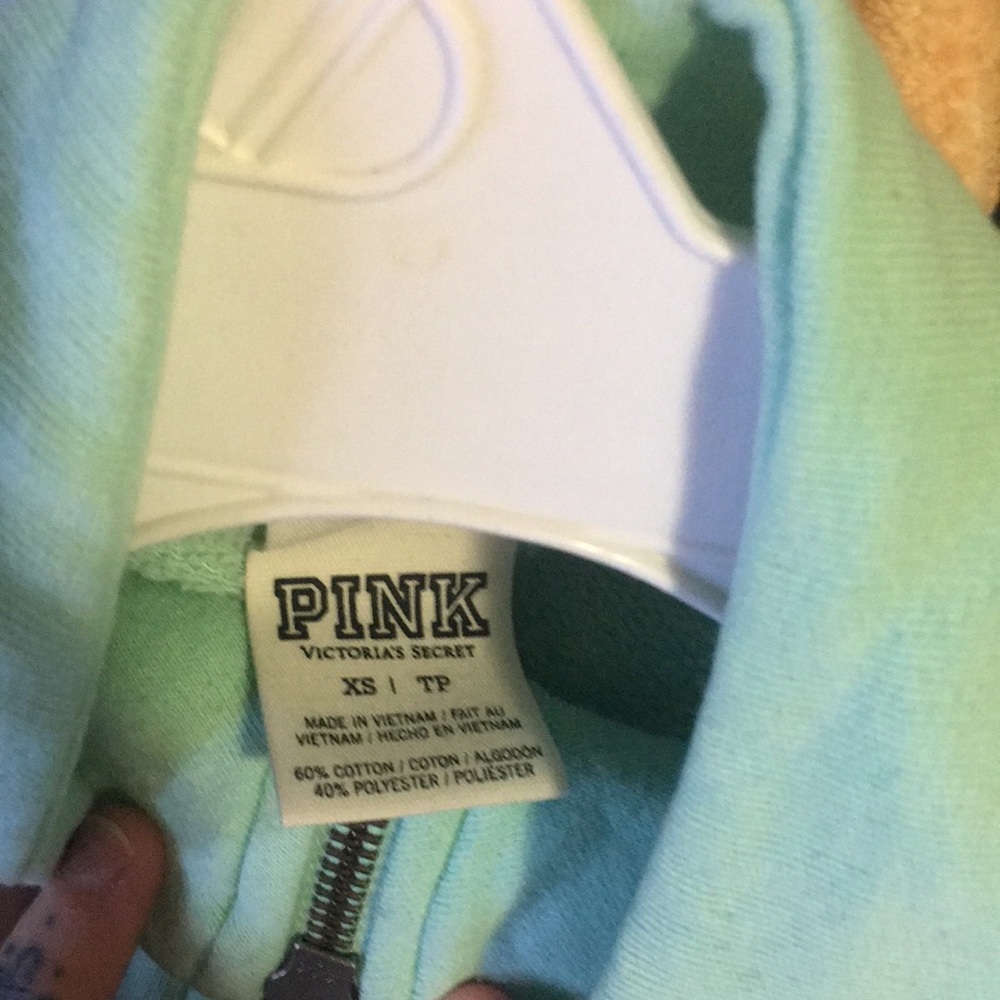 Pink sweater - Picture 3 of 3